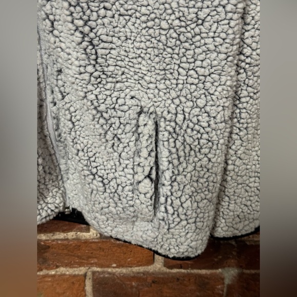 Champion Black and White Clemson Sherpa Jacket Size Medium - Picture 4 of 7